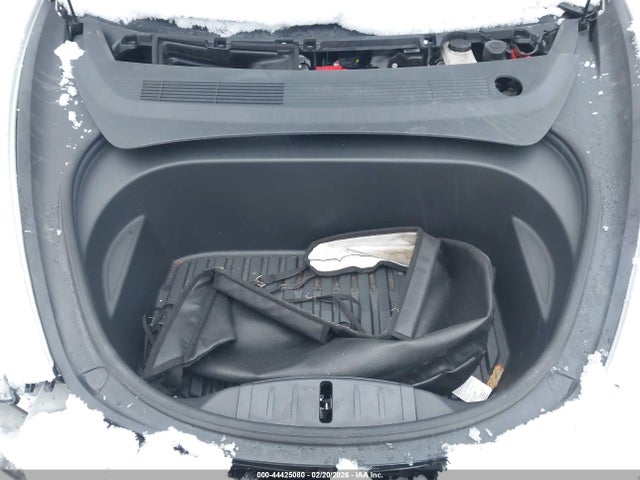 44425080 :رقم المزاد ، 5YJ3E1EB8MF992314 vin ، 2021 Tesla Model 3 Long Range Dual Motor All-wheel Drive مزاد بيع