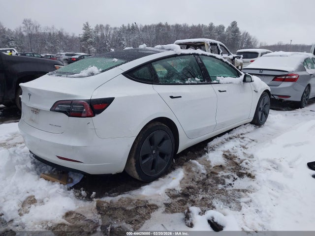 44425080 :رقم المزاد ، 5YJ3E1EB8MF992314 vin ، 2021 Tesla Model 3 Long Range Dual Motor All-wheel Drive مزاد بيع