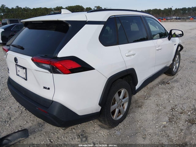 2020 TOYOTA RAV4 2T3W1RFV4LC083660 Photo 3