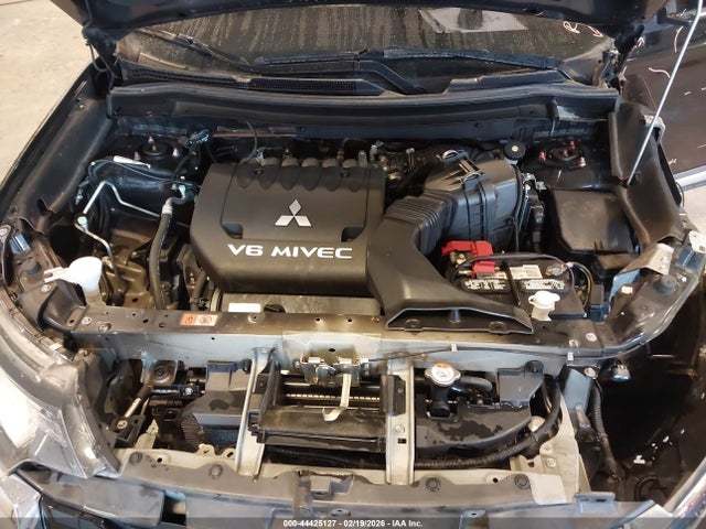 Продаж на аукціоні авто 2017 Mitsubishi Outlander Gt, vin: JA4JZ4AX5HZ023756, номер лоту: 44425127