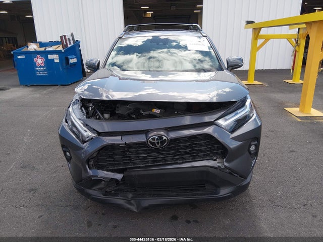 Toyota Rav4 Xle Premium 2024 2T3C1RFV8RC293318 Image 12
