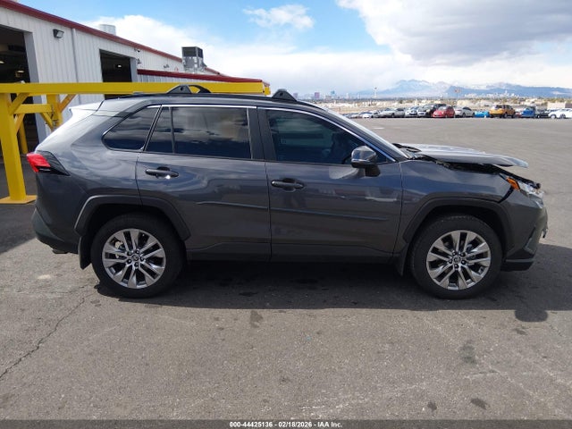 Toyota Rav4 Xle Premium 2024 2T3C1RFV8RC293318 Image 13
