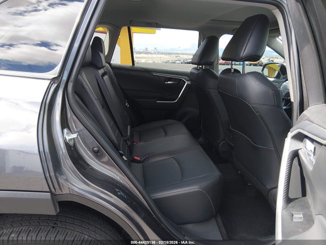 Toyota Rav4 Xle Premium 2024 2T3C1RFV8RC293318 Image 8