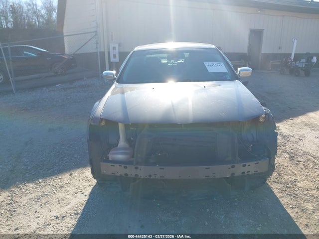 44425143 :رقم المزاد ، 2C3CCAKG0GH182619 vin ، 2016 Chrysler 300c Awd مزاد بيع