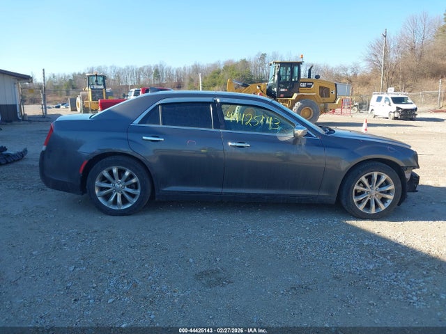 44425143 :رقم المزاد ، 2C3CCAKG0GH182619 vin ، 2016 Chrysler 300c Awd مزاد بيع