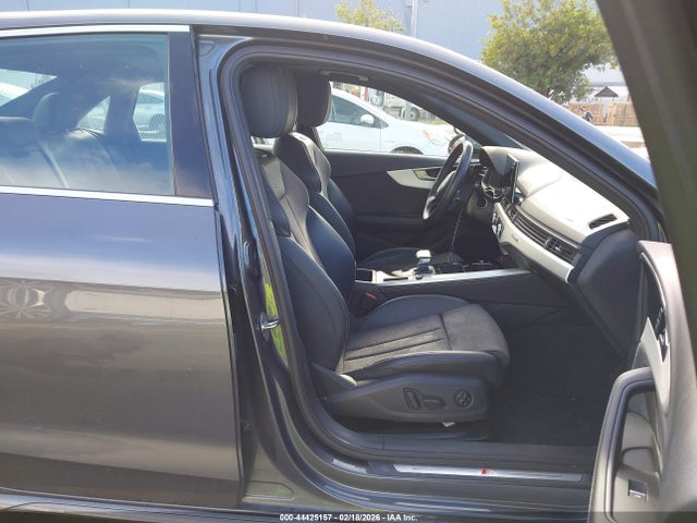 2022 AUDI A4 WAUFAAF40NN013345 Photo 4