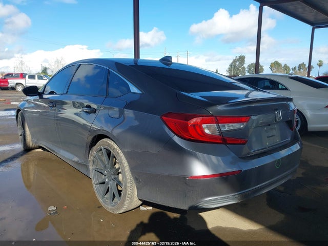 1HGCV1F17JA027682 Honda ACCORD LX
