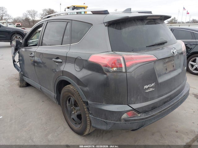Продажа на аукционе авто 2018 Toyota Rav4 Le, vin: JTMZFREV4JJ751077, номер лота: 44425176