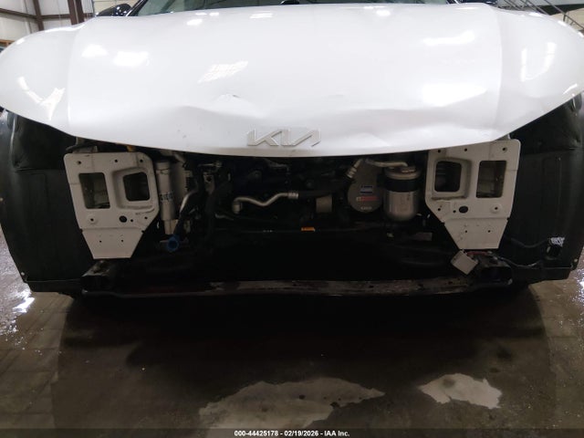 2022 KIA EV6 KNDC3DLC5N5088894 Photo 5