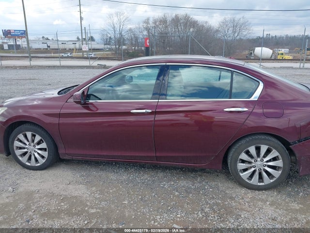 Honda Accord Touring 2014 1HGCR3F91EA040066 Image 14