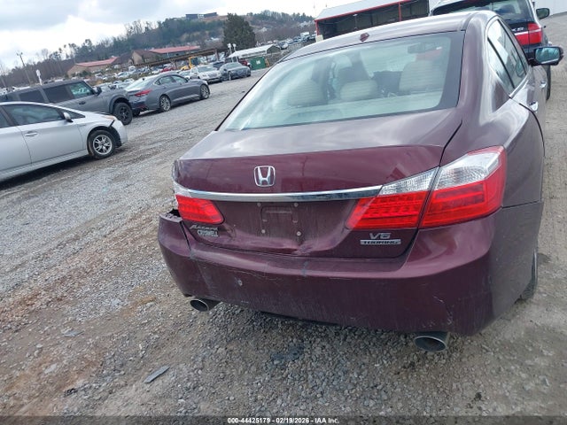 Honda Accord Touring 2014 1HGCR3F91EA040066 Image 16