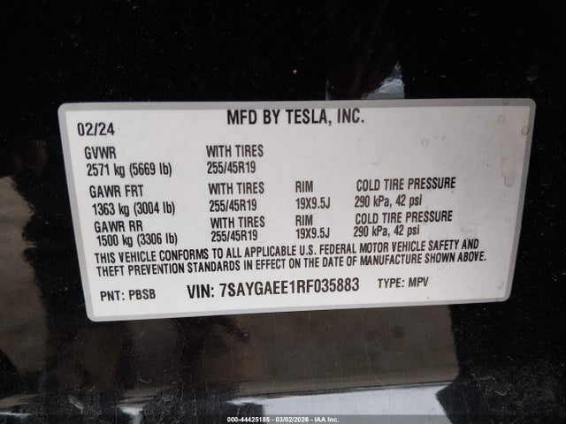 Продажа на аукционе авто 2024 Tesla Model Y Long Range Dual Motor All-wheel Drive, vin: 7SAYGAEE1RF035883, номер лота: 44425185