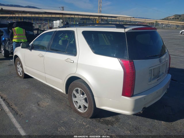 2004 CADILLAC SRX 1GYDE637840135256 Photo 2