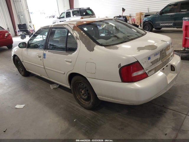 2001 NISSAN ALTIMA 1N4DL01D91C123764 Photo 2