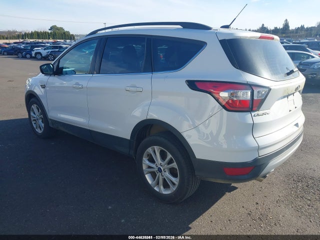 1FMCU9GD4JUD08678 Ford ESCAPE SE