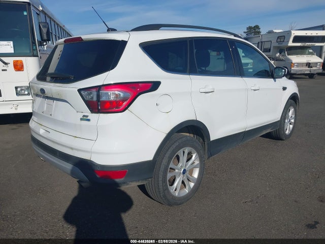 1FMCU9GD4JUD08678 Ford ESCAPE SE