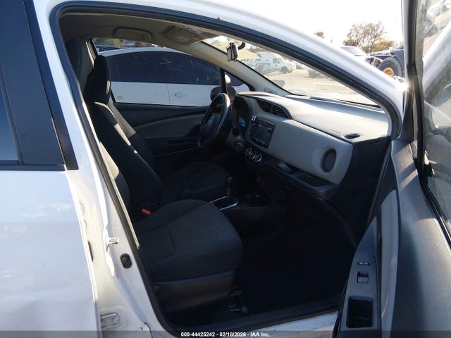 VNKKTUD3XFA041841 Toyota YARIS L