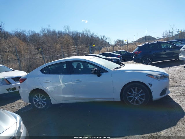 Aukcja sprzedaży 2016 Mazda Mazda3 I Sport, vin: JM1BM1U73G1333548, numer aukcji: 44425244