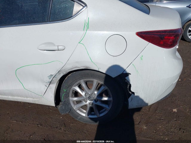 Aukcja sprzedaży 2016 Mazda Mazda3 I Sport, vin: JM1BM1U73G1333548, numer aukcji: 44425244