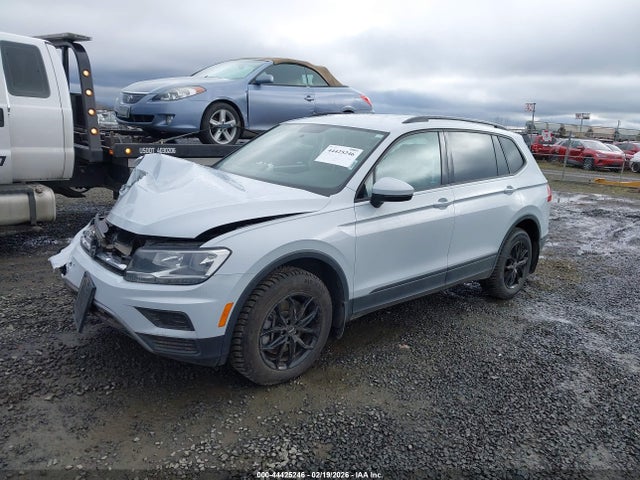 Продаж на аукціоні авто 2018 Volkswagen Tiguan 2.0t S, vin: 3VV0B7AX7JM132803, номер лоту: 44425246