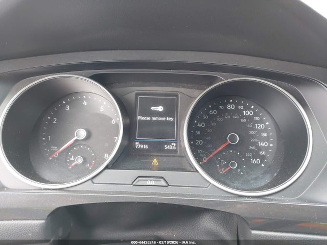 Продаж на аукціоні авто 2018 Volkswagen Tiguan 2.0t S, vin: 3VV0B7AX7JM132803, номер лоту: 44425246