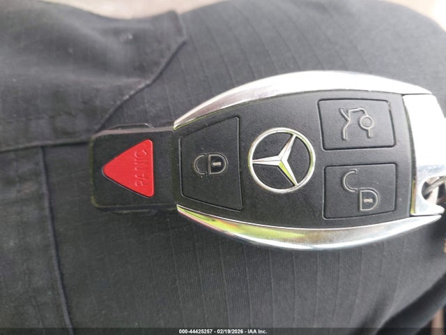 2015 Mercedes-benz Glk 350 4matic მანქანა იყიდება აუქციონზე, vin: WDCGG8JB7FG378402, აუქციონის ნომერი: 44425257