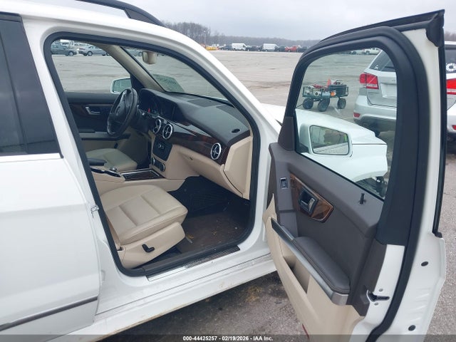 2015 Mercedes-benz Glk 350 4matic მანქანა იყიდება აუქციონზე, vin: WDCGG8JB7FG378402, აუქციონის ნომერი: 44425257