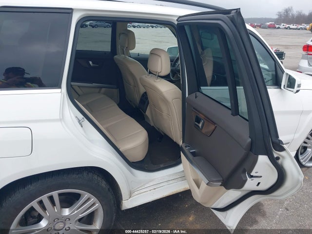 2015 Mercedes-benz Glk 350 4matic მანქანა იყიდება აუქციონზე, vin: WDCGG8JB7FG378402, აუქციონის ნომერი: 44425257