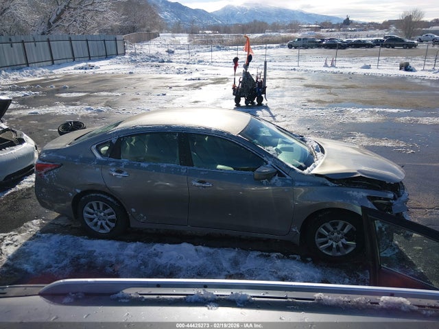 Nissan Altima 2.5 S 2014 1N4AL3AP4EN383370 Image 14