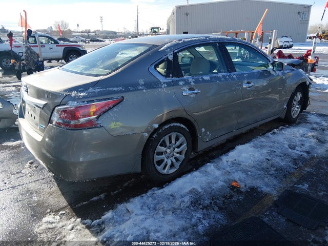 Nissan Altima 2.5 S 2014 1N4AL3AP4EN383370 Image 4