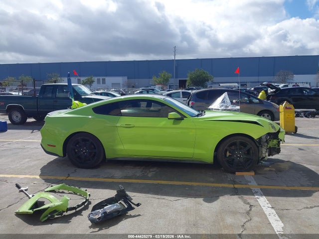 Ford Mustang Ecoboost Fastback 2020 1FA6P8TH8L5182596 Image 14