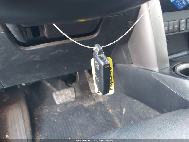 2018 TOYOTA RAV4 HYBRID JTMDJREV0JD187001 Photo 10