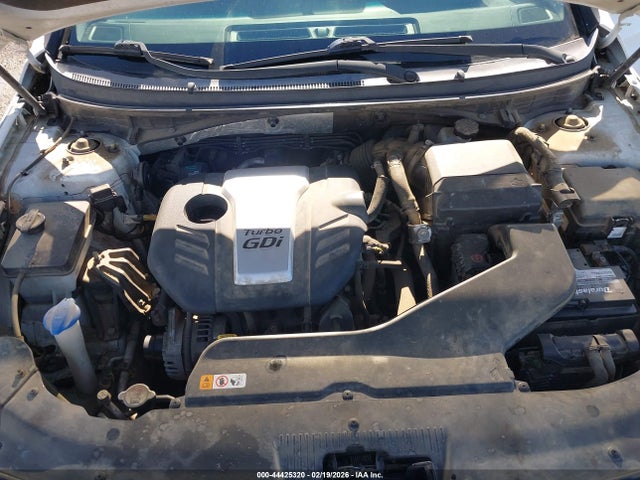 Hyundai SONATA ECO 2015 5NPE24AA2FH159385 Image 10