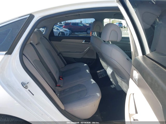 Hyundai SONATA ECO 2015 5NPE24AA2FH159385 Image 8