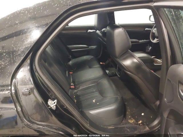 Продаж на аукціоні авто 2016 Chrysler 300c Platinum, vin: 2C3CCASG3GH124181, номер лоту: 44425324