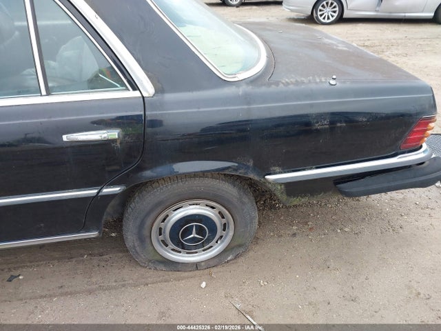 44425326 :رقم المزاد ، 11603312056566 vin ، 1976 Mercedes-benz 450 Sel مزاد بيع