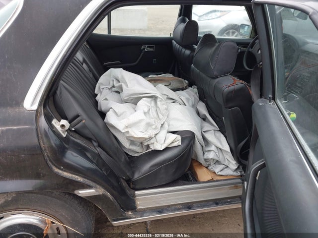 44425326 :رقم المزاد ، 11603312056566 vin ، 1976 Mercedes-benz 450 Sel مزاد بيع