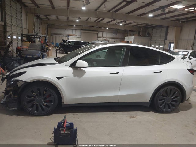5YJYGDEF2MF246221 Tesla Model Y Performance Dual Motor All-wheel Drive