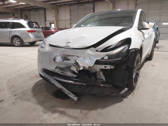 5YJYGDEF2MF246221 Tesla Model Y Performance Dual Motor All-wheel Drive