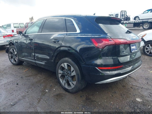2021 AUDI E-TRON WA1AAAGE9MB033608 Photo 2