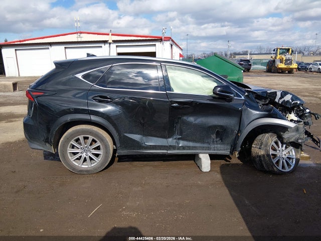 JTJDARDZ3L5010585 Lexus NX 300