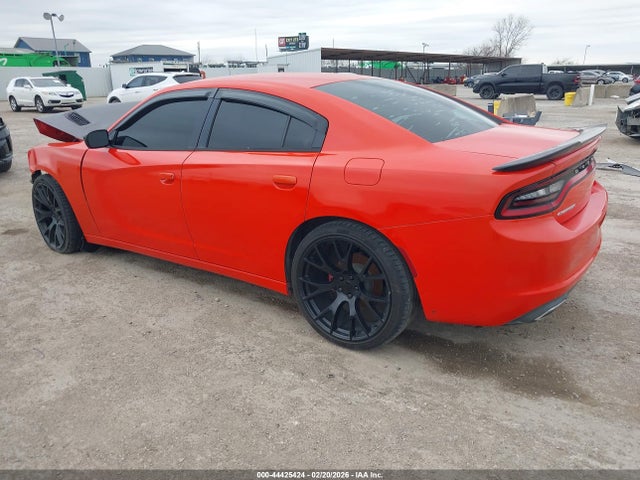2017 Dodge Charger Se Rwd მანქანა იყიდება აუქციონზე, vin: 2C3CDXBG4HH666925, აუქციონის ნომერი: 44425424