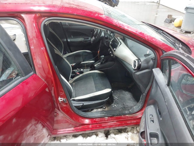 3N1CN8EV1ML886620 Nissan Versa Sv Xtronic Cvt