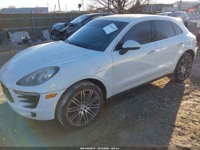 2016 PORSCHE MACAN WP1AB2A52GLB49828 Photo 1