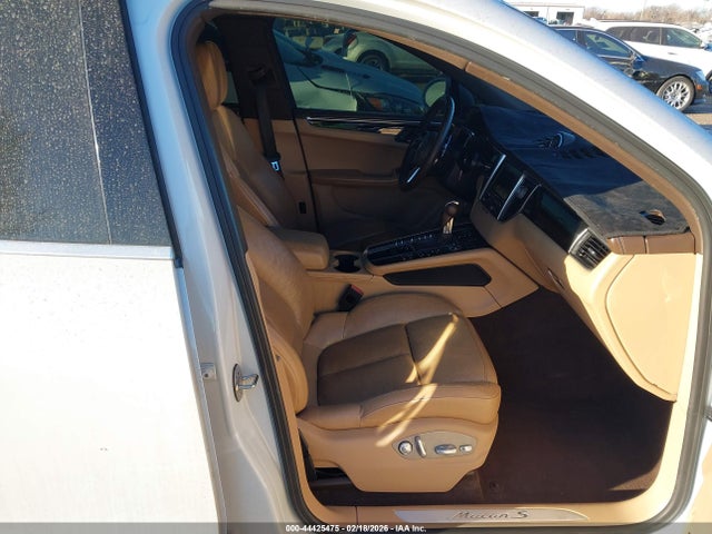 2016 PORSCHE MACAN WP1AB2A52GLB49828 Photo 7