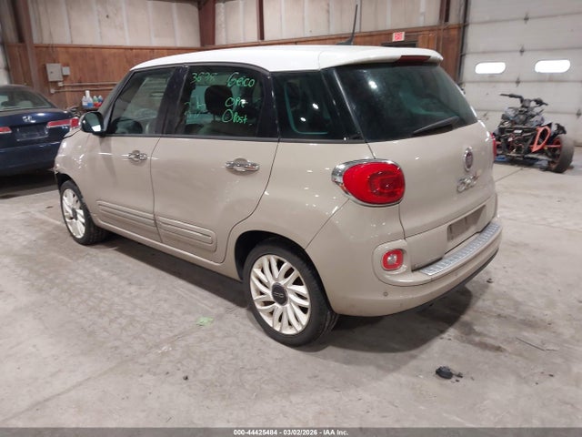 2014 FIAT 500L ZFBCFACH4EZ029235 Photo 2
