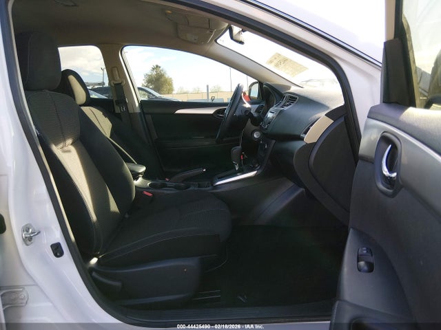 3N1AB7AP3JY319244 Nissan SENTRA S