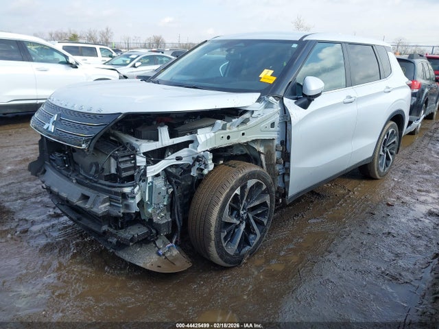 2023 MITSUBISHI OUTLANDER JA4J3UA83PZ050978 Photo 1