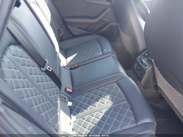 44425510 :رقم المزاد ، WAUB4AF44NA033675 vin ، 2022 Audi S4 Premium Plus Tfsi Quattro Tiptronic مزاد بيع