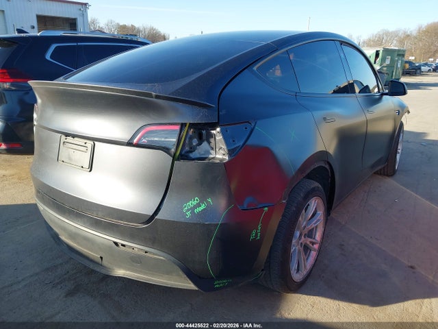 Продаж на аукціоні авто 2024 Tesla Model Y Long Range Dual Motor All-wheel Drive, vin: 7SAYGDEE3RF987902, номер лоту: 44425522